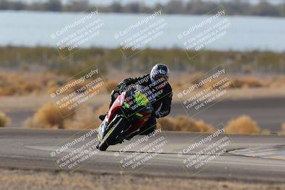 media/Dec-18-2022-SoCal Trackdays (Sun) [[8099a50955]]/Turn 14 (940am)/